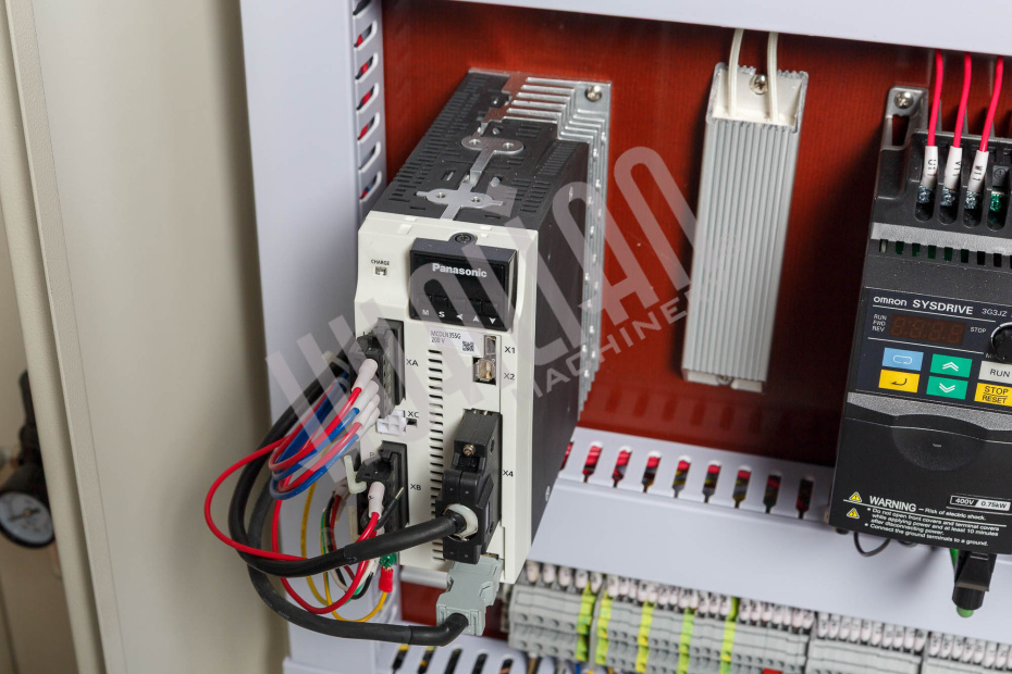 Автоматический нож для запайки и обрезки BSF-5545LD Hualian - Купить с доставкой по всему Казахстану