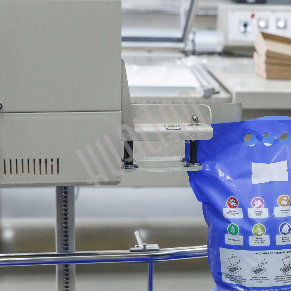 Роликовый конвейерный запайщик FRM-1370LD Hualian - Купить с доставкой по всему Казахстану