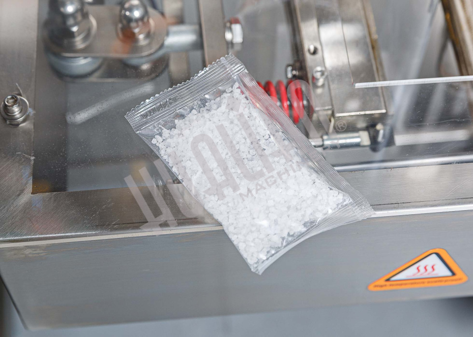 Автоматическая фасовочно-упаковочная машина DXDK-320RH-E (нерж., стик 17*110 мм, 4.6-8 мл, W пленки 42 мм, зубч. нож.) Hualian - Купить с доставкой по всему Казахстану