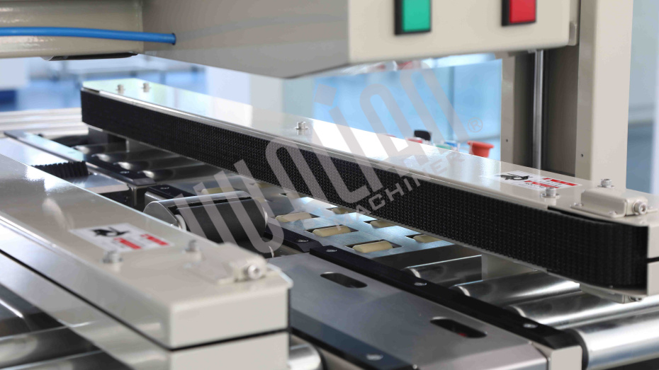 Автоматический заклейщик коробов с активируемой водой лентой FXW-6050 Hualian - Купить с доставкой по всему Казахстану