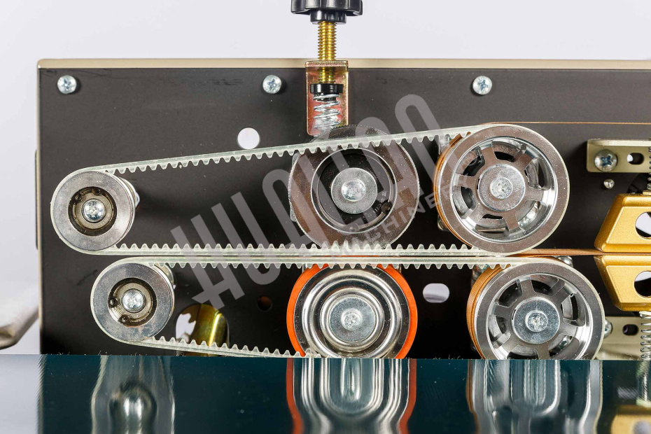 Роликовый (конвейерный) запайщик горизонтального типа DBF-900 LOW COST Hualian - Купить с доставкой по всему Казахстану