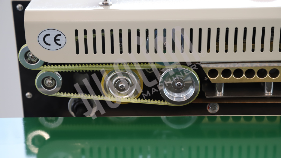 Роликовый конвейерный запайщик горизонтальный FRB-770I Hualian - Купить с доставкой по всему Казахстану