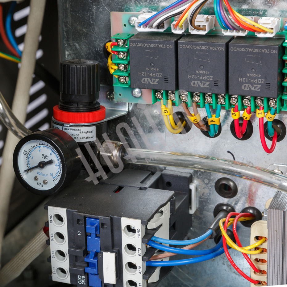 Напольная двухкамерная вакуум-упаковочная машина DZQ-500/2SB SS (нерж., газ) Hualian - Купить с доставкой по всему Казахстану