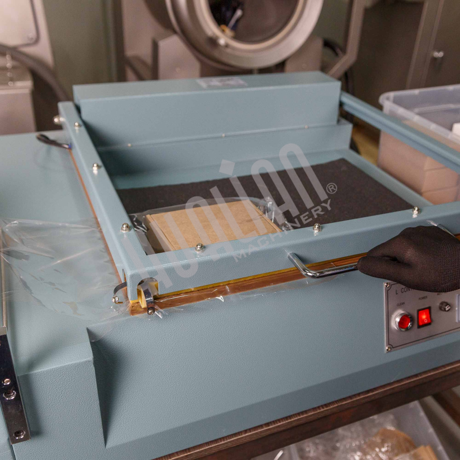 Ручной аппарат для запайки и обрезки BSF-601 REVERSE (подача справа налево) Hualian - Купить с доставкой по всему Казахстану