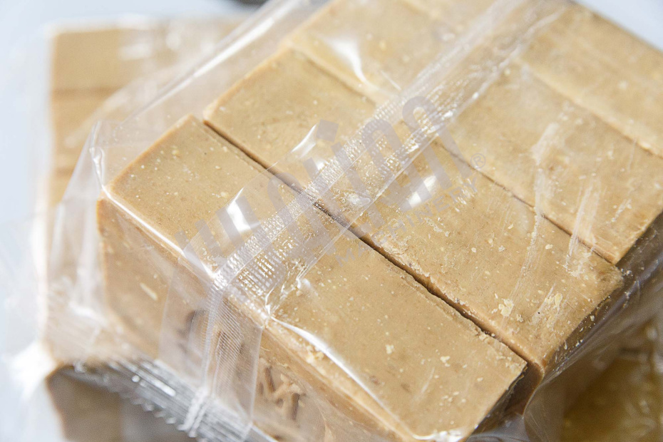 Горизонтальная упаковочная машина DXDZ-450B NEW (H-70 mm, bag L 130-450mm, S 400mm, регулируемый формирователь 180 мм) Hualian - Купить с доставкой по всему Казахстану