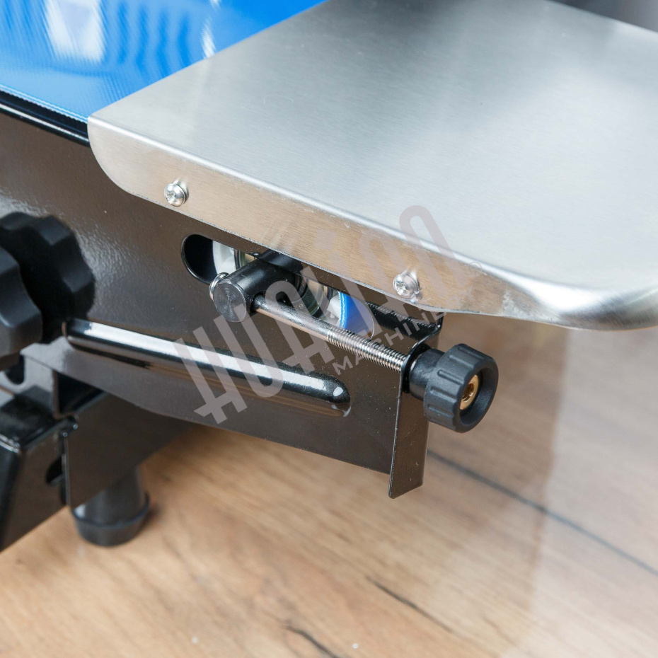 Роликовый (конвейерный) запайщик с правой подачей FRD-750E (горизонт.) Hualian - Купить с доставкой по всему Казахстану