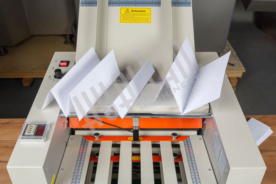 Фальцевальная машина ZE-9B/4 Hualian - Купить с доставкой по всему Казахстану