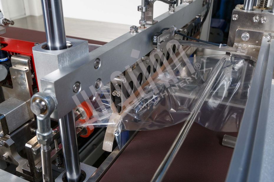 Автоматический нож для запайки и обрезки BSF-5545LD Hualian - Купить с доставкой по всему Казахстану