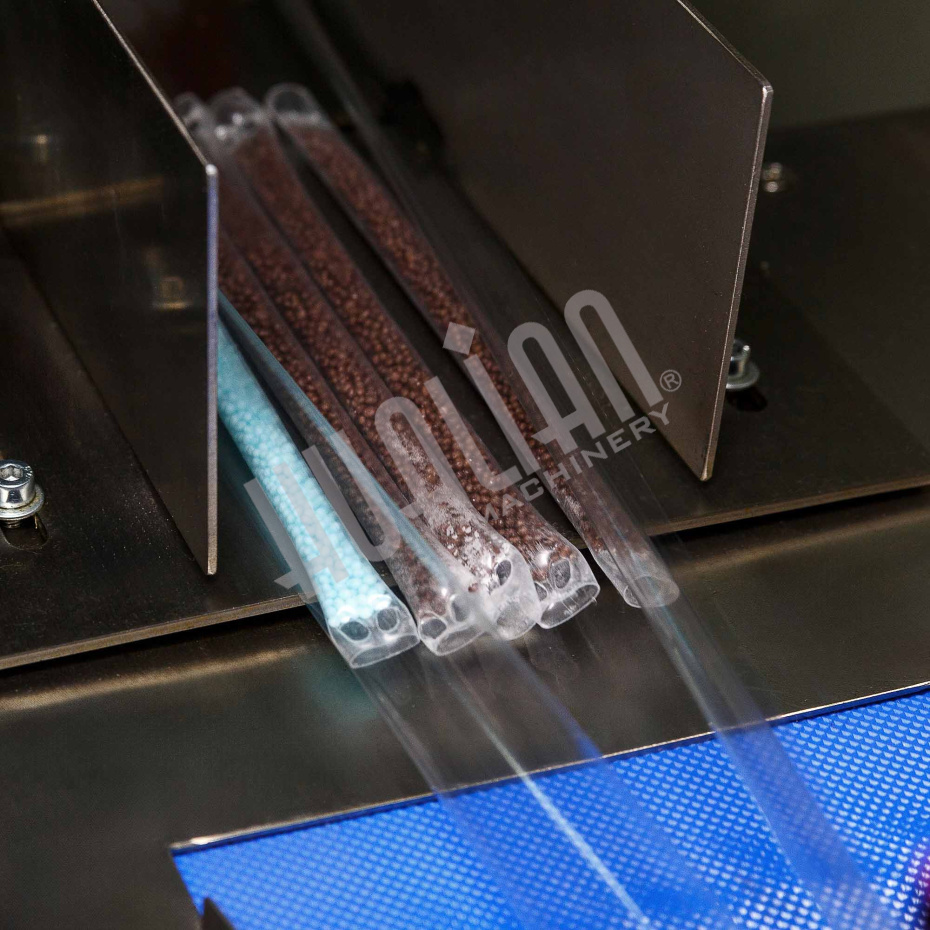 Автоматическая горизонтальная упаковочная машина DXDZ-250D (3 servo, рег. форм., min bag L 150, S 250, H 60, 1 позиц. нож) Hualian - Купить с доставкой по всему Казахстану