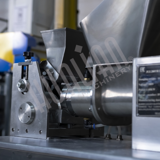 Пельменный аппарат JGL 200TR Hualian - Купить с доставкой по всему Казахстану