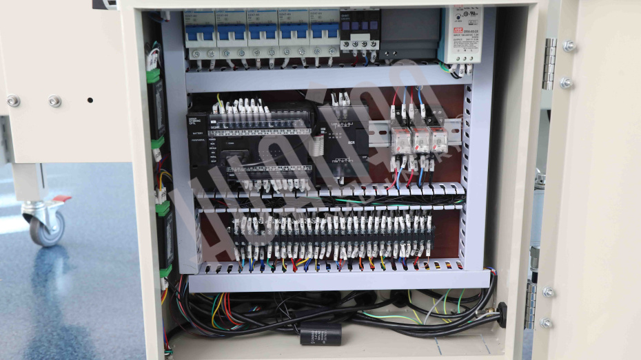 Автоматический заклейщик коробов с активируемой водой лентой FXW-6050 Hualian - Купить с доставкой по всему Казахстану