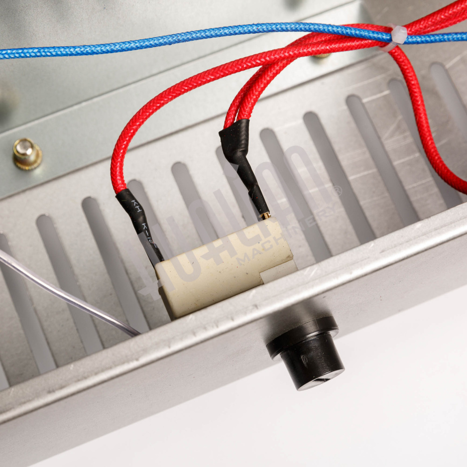 Конвекционная печь HEB-4F (4 уровня, решетка 435*310 мм) Hualian - Купить с доставкой по всему Казахстану