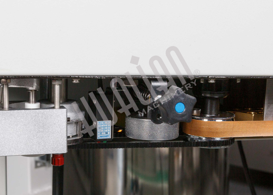Роликовый (конвейерный) запайщик для тяжелых мешков FRCM-1120L (с датером) Hualian - Купить с доставкой по всему Казахстану