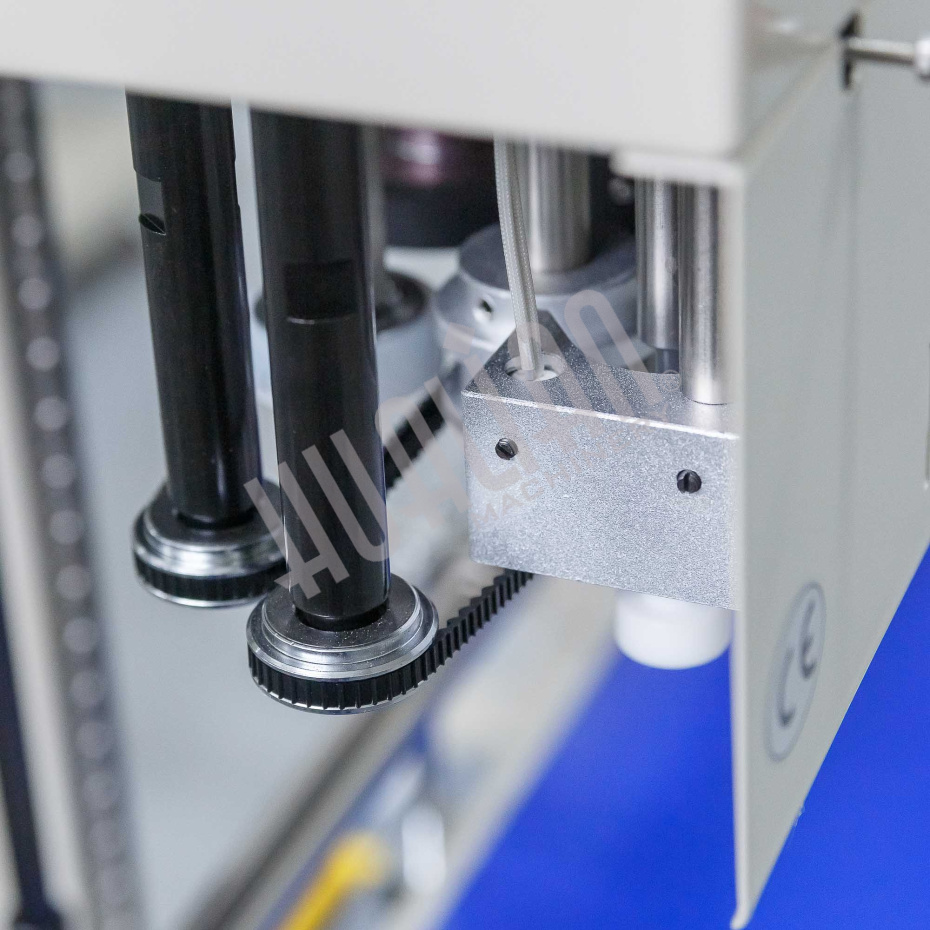 Роликовый конвейерный запайщик FRM-1370LD Hualian - Купить с доставкой по всему Казахстану