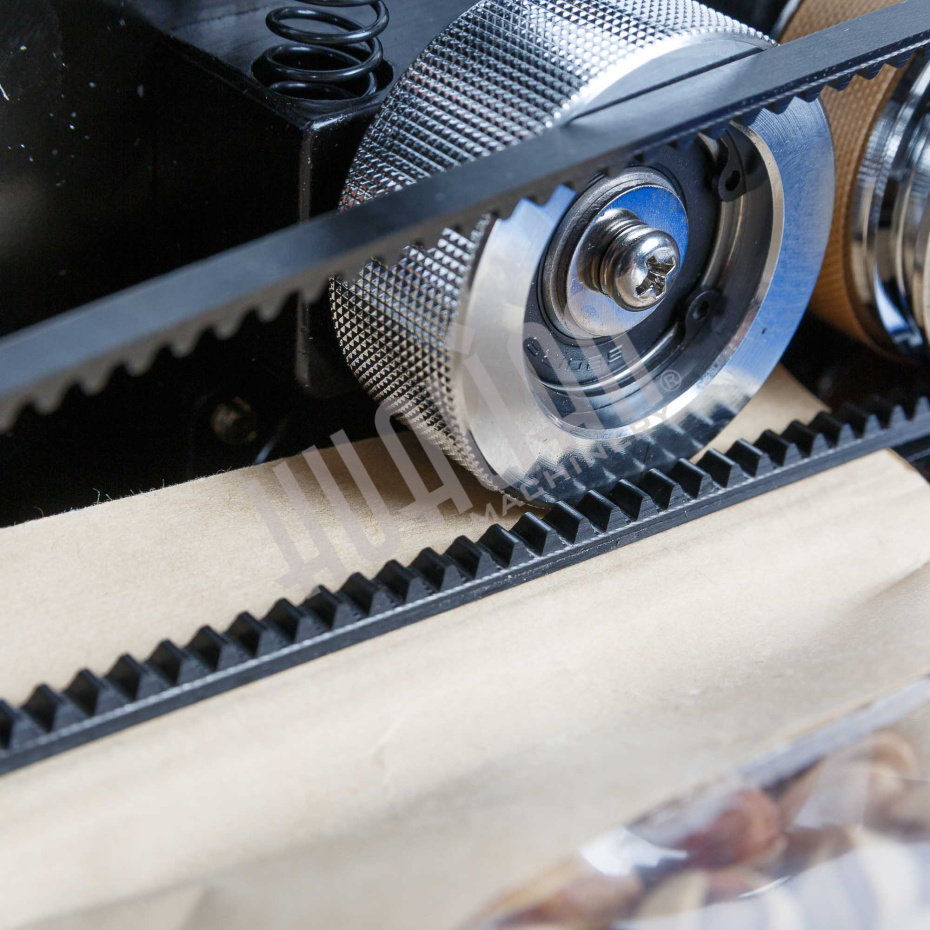 Роликовый (конвейерный) запайщик с правой подачей FRD-750E (горизонт.) Hualian - Купить с доставкой по всему Казахстану