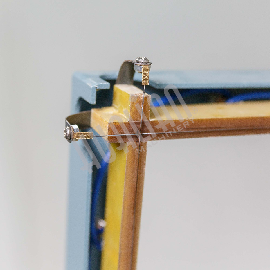 Ручной аппарат для запайки и обрезки BSF-601 REVERSE (подача справа налево) Hualian - Купить с доставкой по всему Казахстану