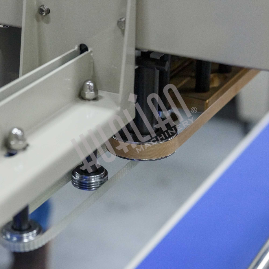 Роликовый конвейерный запайщик FRM-1370LD Hualian - Купить с доставкой по всему Казахстану