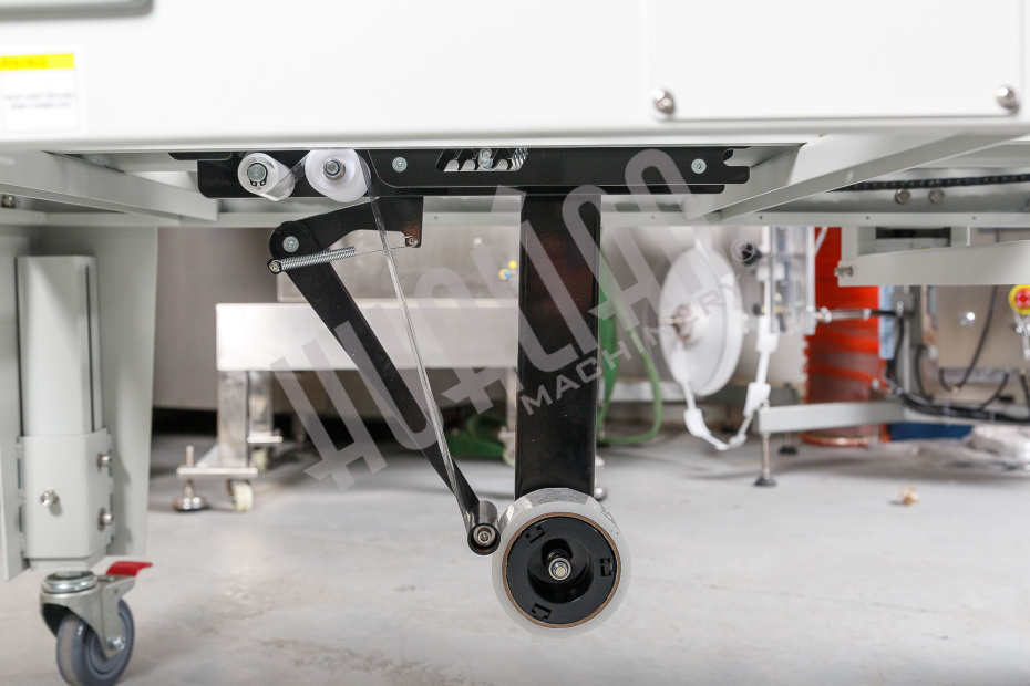 Полуавтоматический заклейщик коробов FXJ-2550X Hualian - Купить с доставкой по всему Казахстану