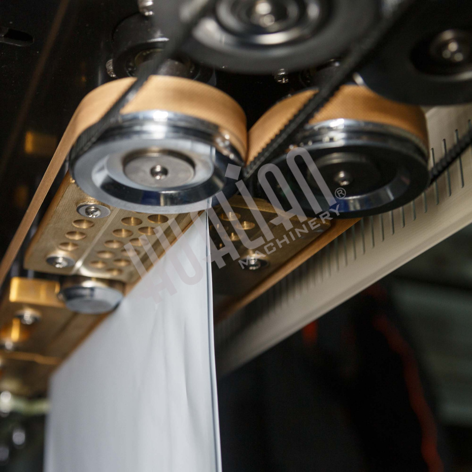 Роликовый конвейерный запайщик FRM-1370LD Hualian - Купить с доставкой по всему Казахстану