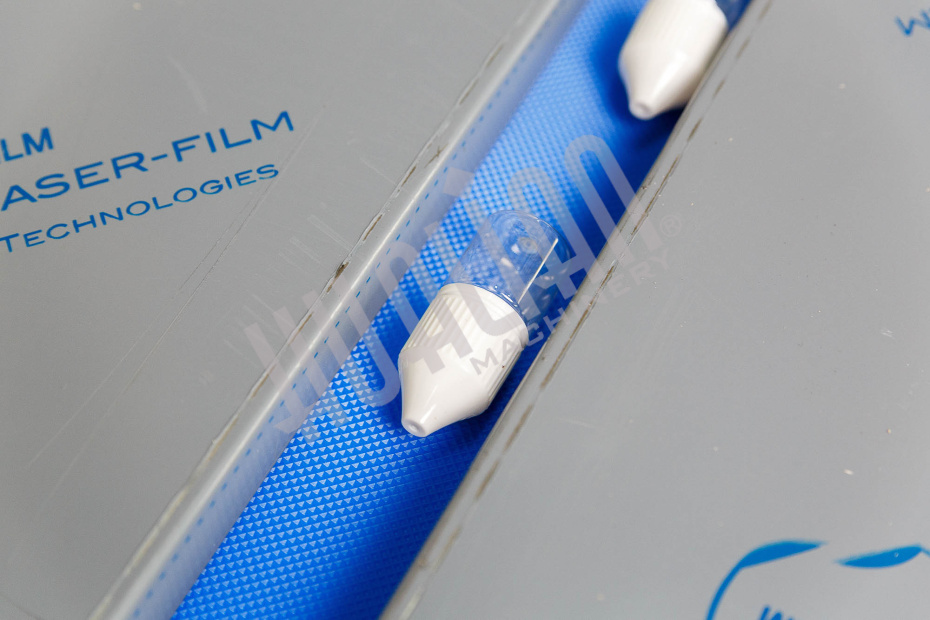 Автоматическая горизонтальная упаковочная машина DXDZ-350XD под ВПП (3 servo, лент.150 мм, рег.форм., min bag L 120, H 50, трансп.попереч.запайки) Hualian - Купить с доставкой по всему Казахстану