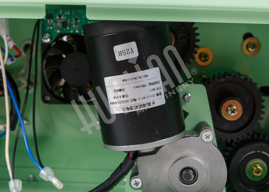 Роликовый мини запайщик ES-622 (с конвейером) Hualian - Купить с доставкой по всему Казахстану