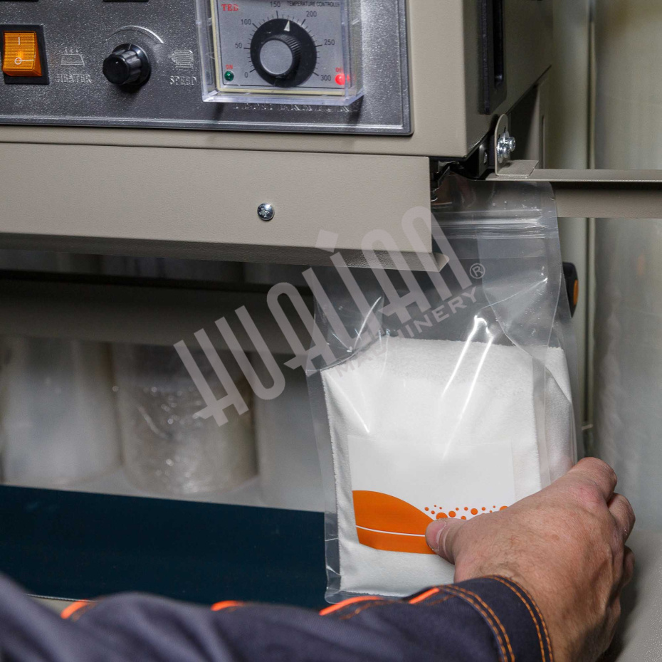 Роликовый (конвейерный) запайщик вертикального типа DBF-900V LOW COST Hualian - Купить с доставкой по всему Казахстану