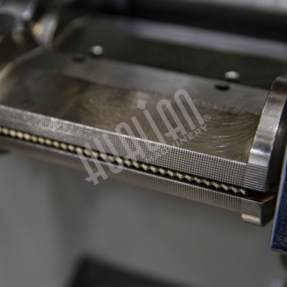 Автомат для упаковки сыпучих продуктов DXDK-40ll Hualian - Купить с доставкой по всему Казахстану