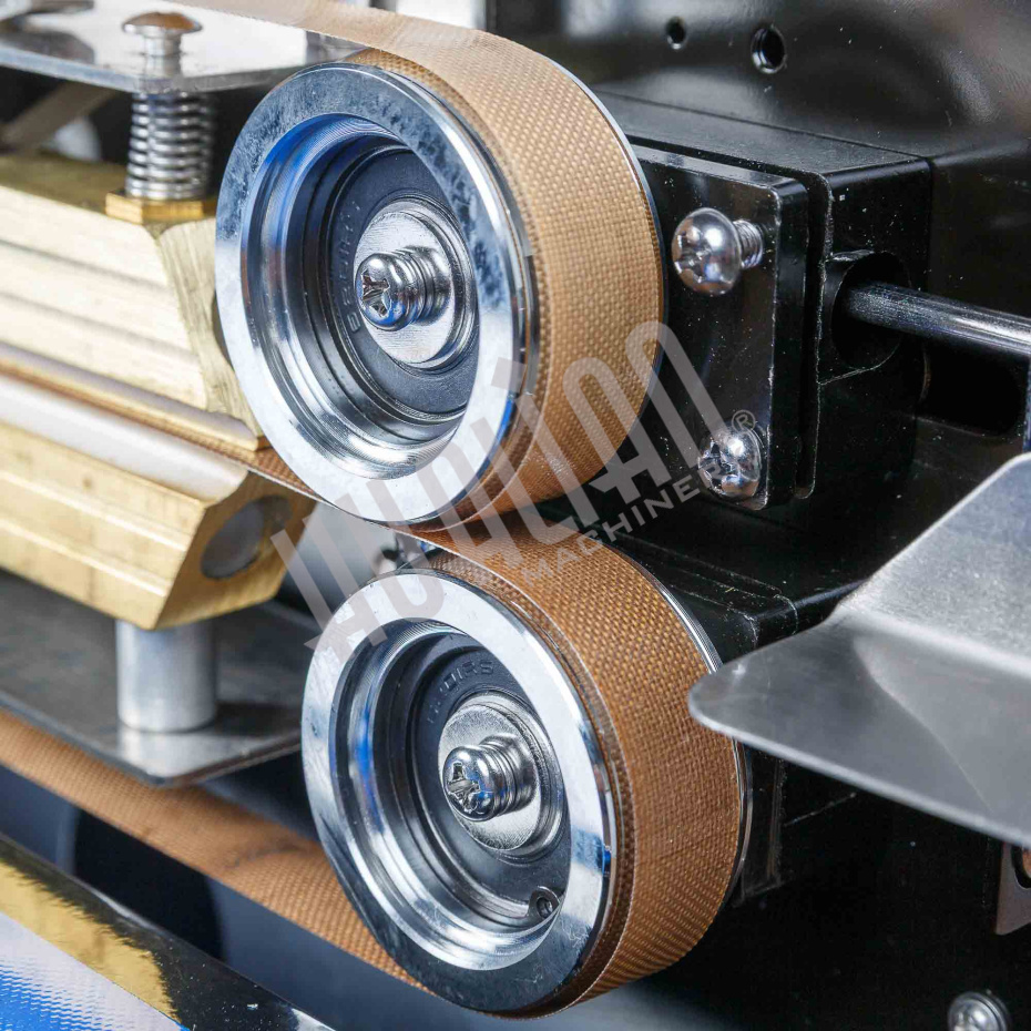 Роликовый (конвейерный) запайщик с правой подачей FRD-750E (горизонт.) Hualian - Купить с доставкой по всему Казахстану