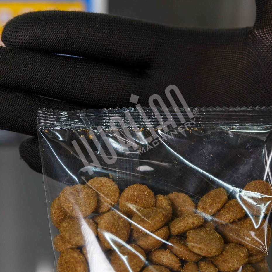 Автоматическая фасовочно-упаковочная машина DXDK-500 NEW (пакет подушка, ширина пленки 260 мм) Hualian - Купить с доставкой по всему Казахстану