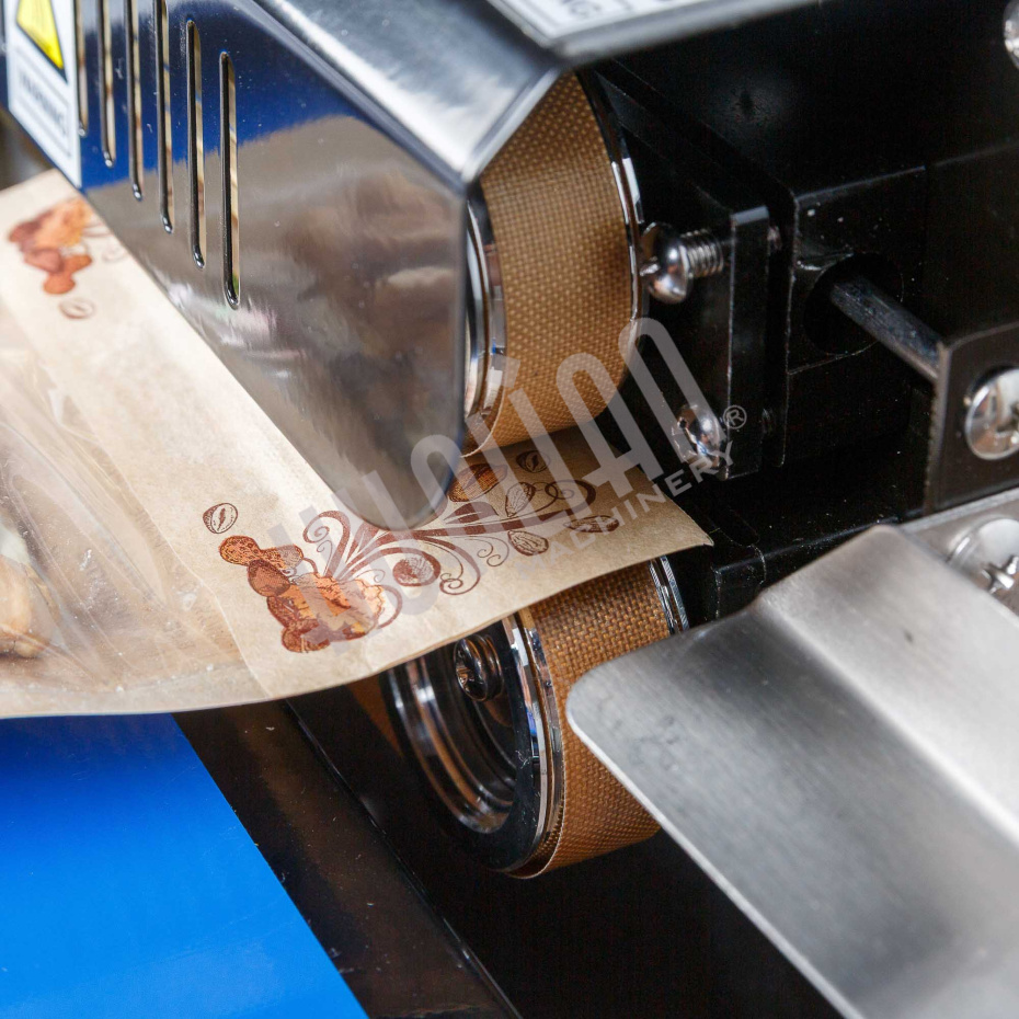 Роликовый (конвейерный) запайщик с правой подачей FRD-750E (горизонт.) Hualian - Купить с доставкой по всему Казахстану